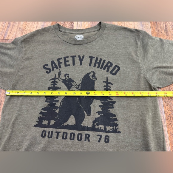 Adult Humor Graphic T-Shirts 2 pair, Size Large - Picture 7 of 16